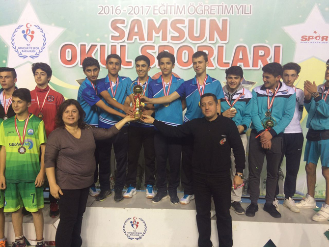 bafranin-gururu-kizilirmak-anadolu-lisesi.JPG
