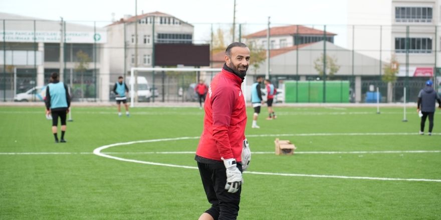 bafraspor-devrekspor-maci-oncesi-taktik-prova-yapti-002.jpg