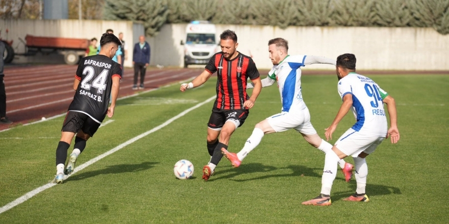 bafraspor-eflanispor-013.jpg