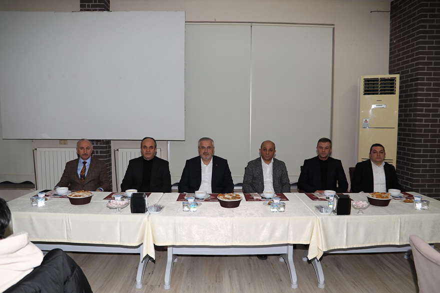 baskan-hamit-kilic-kykli-ogrencilerle-iftarda-bulustu-007.jpeg