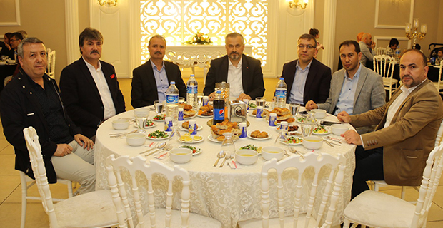 baskan-kilic-iftarda-personeli-ile-bulustu-6.jpg