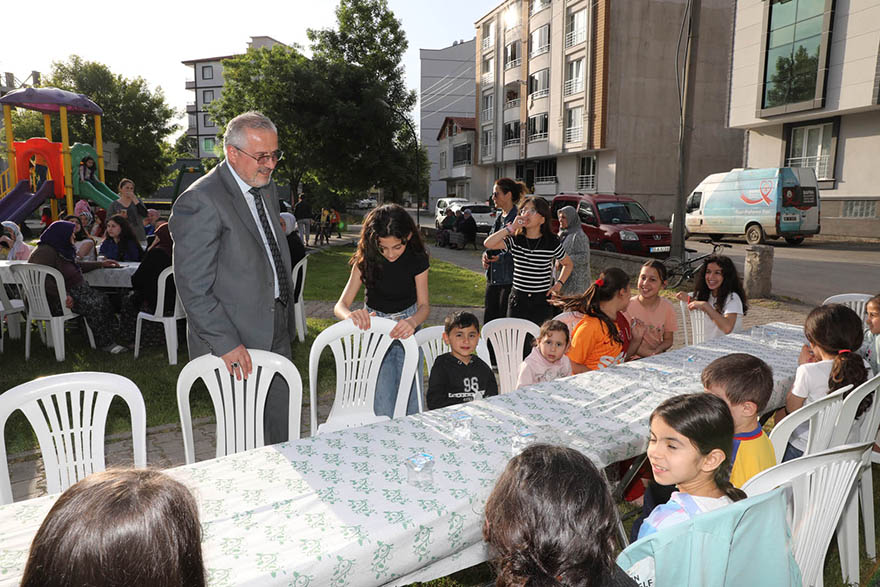 baskan-kilica-fatihin-cocuklarindan-tesekkur-005.JPG