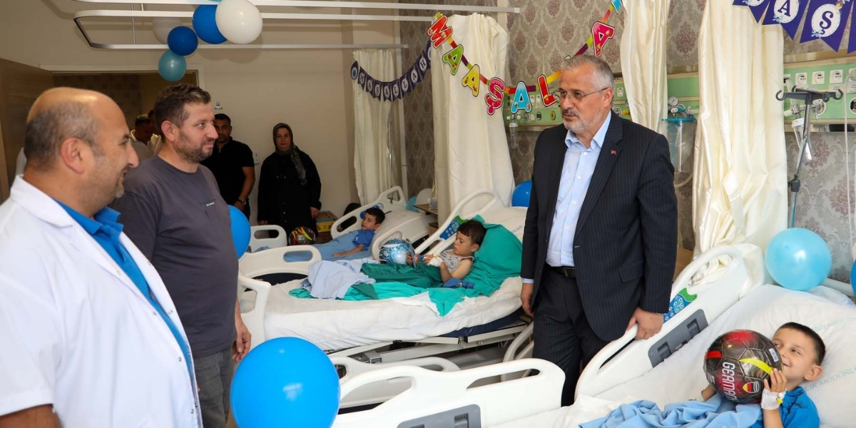 baskan-kilictan-sunnet-olan-cocuklara-ziyaret-004.jpg