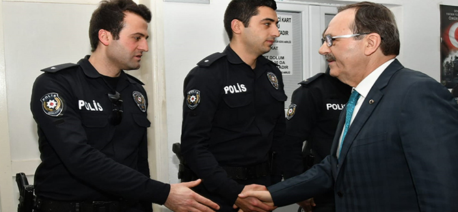 baskan-sahin-polis-okulunu-ziyaret-etti-1.jpg