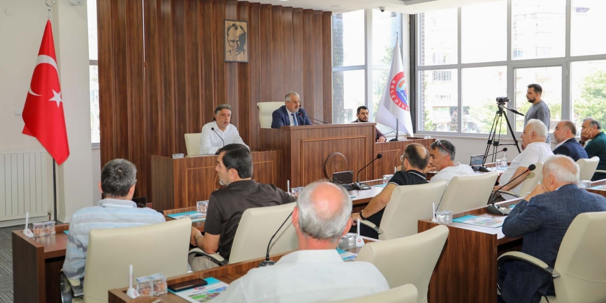 belediye-meclisi-agustos-ayi-toplantisi-003.jpg