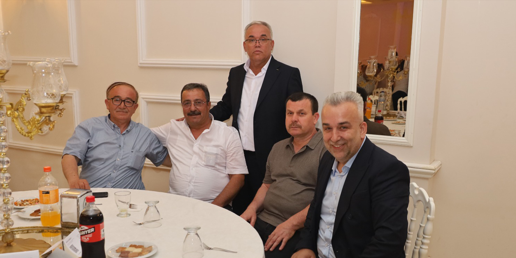 buse-ile-berkayin-mutlu-gunu-10.jpg