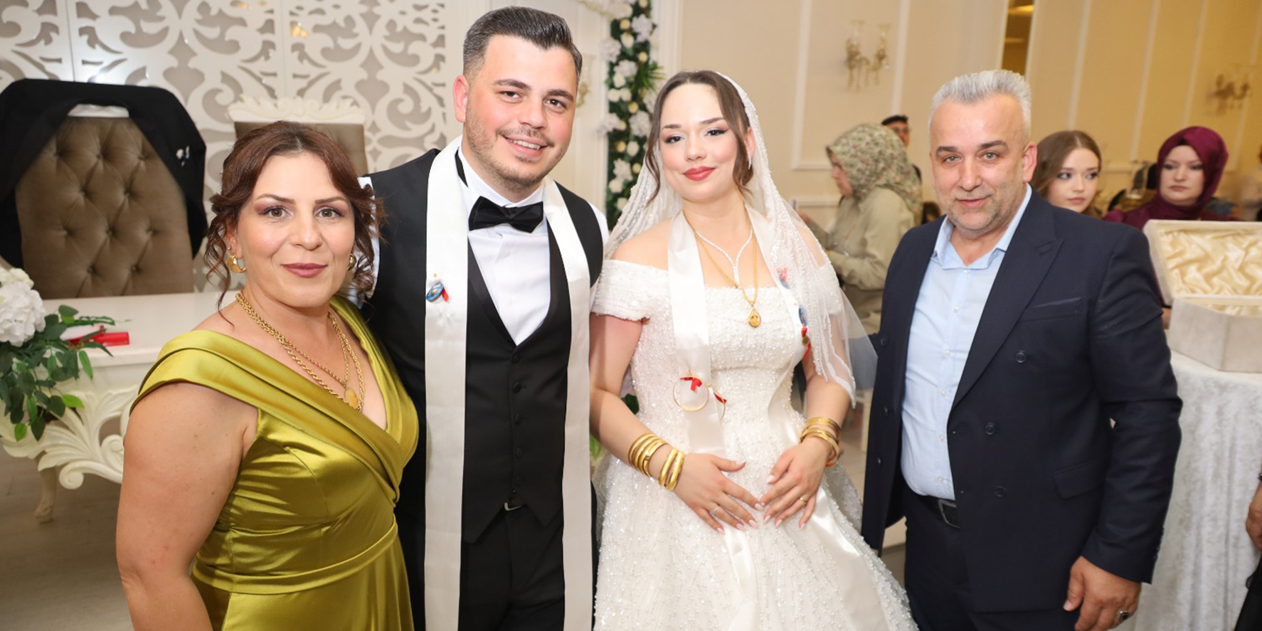 buse-ile-berkayin-mutlu-gunu.jpg