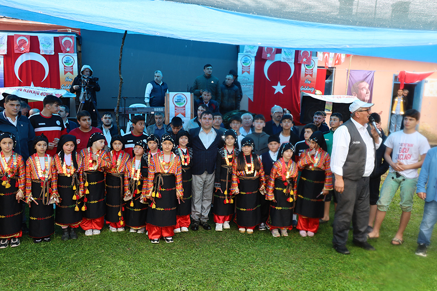 buyukdagda-yagmura-ragmen-festival-coskusu-14.jpg