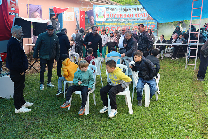 buyukdagda-yagmura-ragmen-festival-coskusu-17.jpg