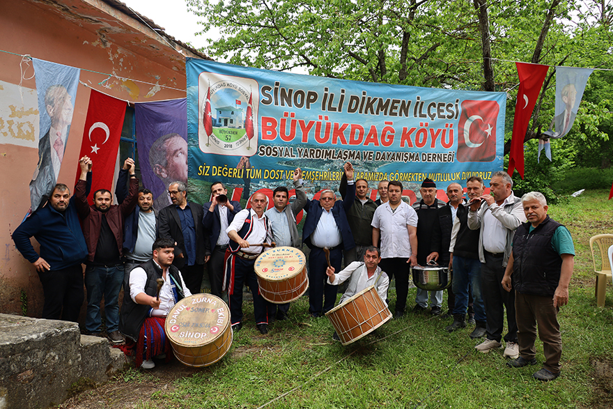 buyukdagda-yagmura-ragmen-festival-coskusu-22-001.jpg