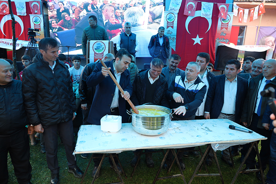 buyukdagda-yagmura-ragmen-festival-coskusu-7.jpg