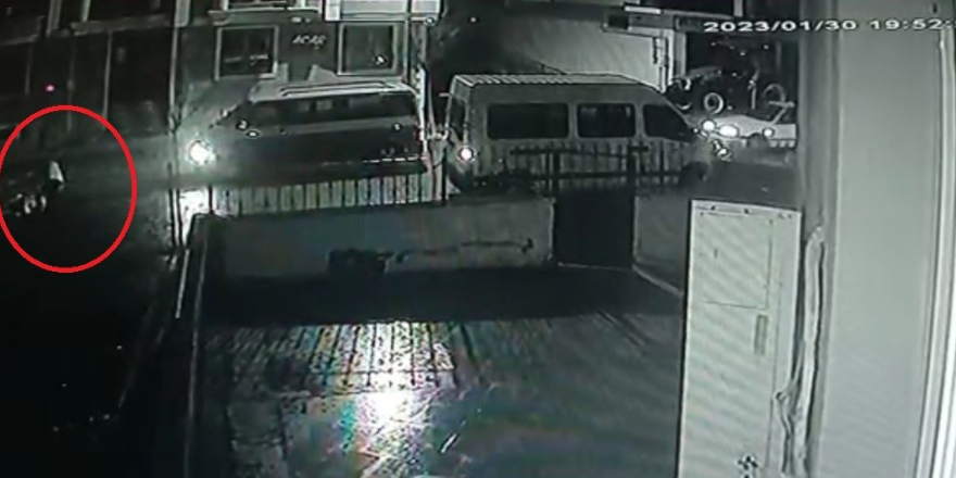 cami-cikisi-yasli-adama-minibus-carpti-kaldirildi-hastanede-hayatini-kaybetti-001.png