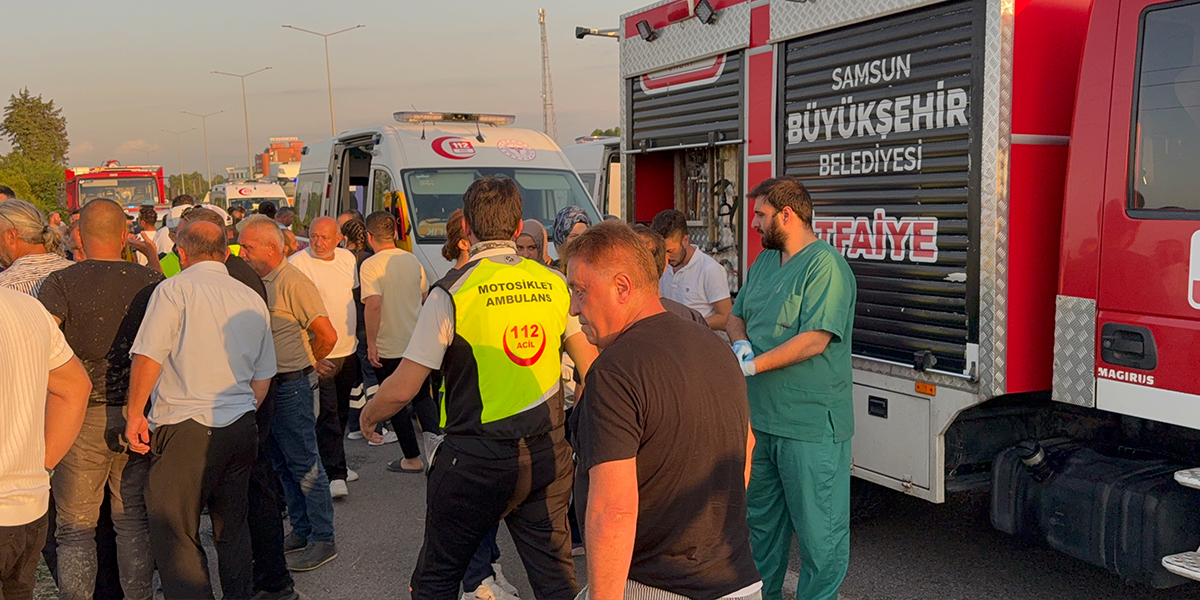 carsambada-yolcu-otobusu-devrildi-21-yarali-3.jpg