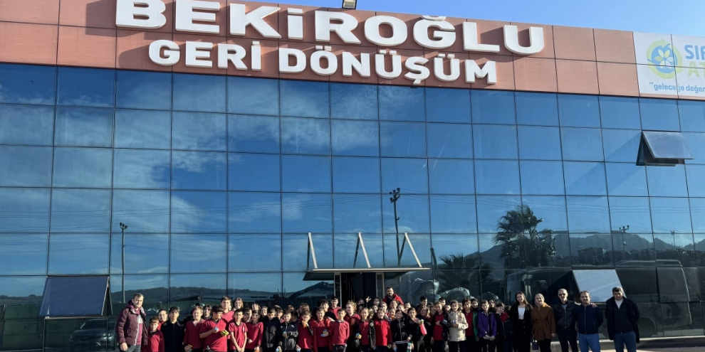 cevreye-duyarli-nesiller-icin-bekiroglundan-anlamli-destek-010.png