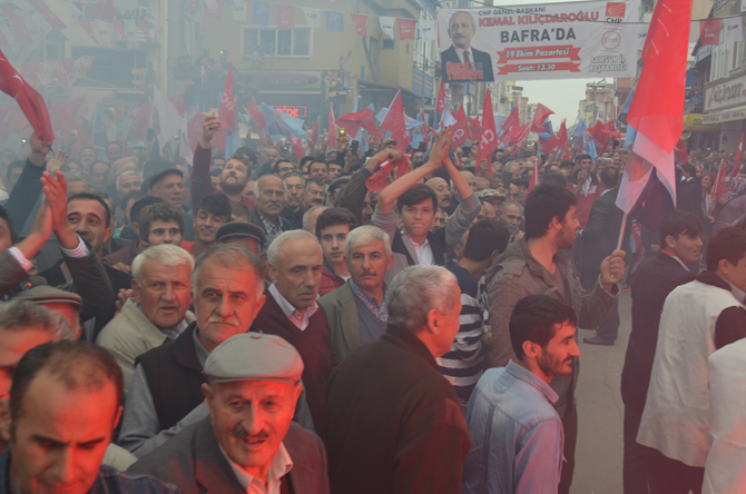 chp-genel-baskani-kemal-kilicdaroglu-bafrada-partililere-hitap-etti.-019.jpg