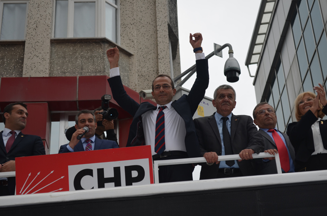 chp-genel-baskani-kemal-kilicdaroglu-bafrada-partililere-hitap-etti.-030.jpg