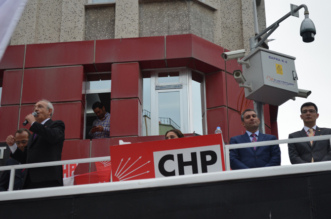 chp-genel-baskani-kemal-kilicdaroglu-bafrada-partililere-hitap-etti.-041.jpg