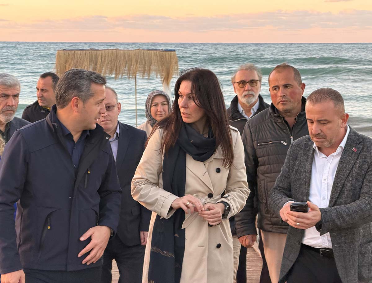 cigdem-karaaslan-geyikkosandaki-yeni-tesisleri-inceledi-005.jpg