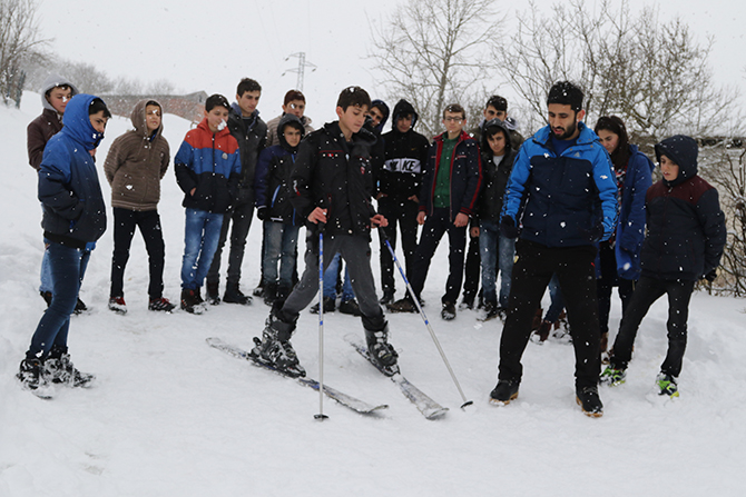 cocuklara-kayak-dersi5.jpg