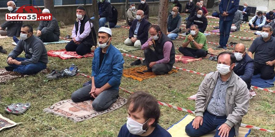 74 Gün Sonra Bafra'da Kılınan İlk Cuma Namazı