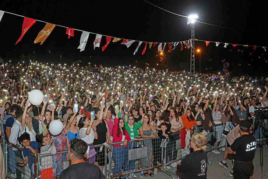 cumhuriyet-temali-kapikayafest-sona-erdi-27.jpg