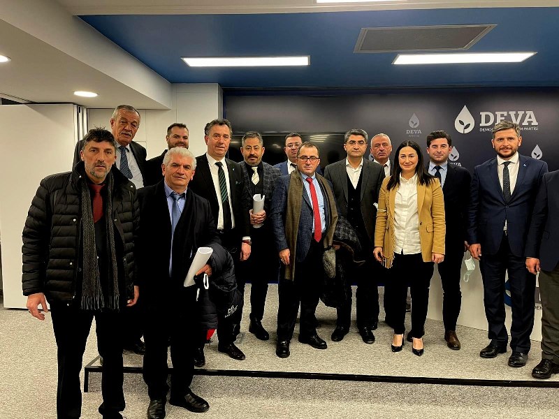 deva-partisi-genel-baskani-ali-babacan-il-ve-ilce-baskanlari-ile-bulustu-003.jpeg