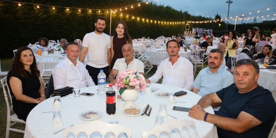 dila-baki-agdeniz-hayat-boyu-mutluluga-evet-dedi.jpg