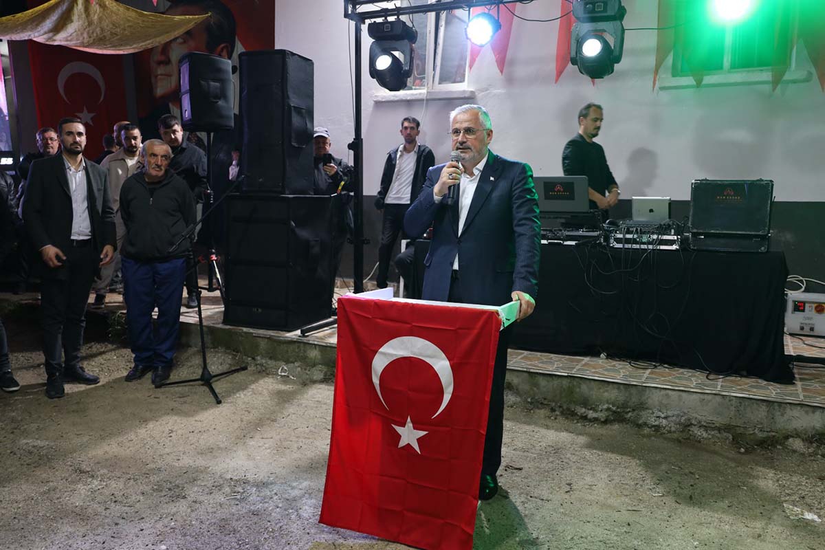dramadan-kapikayaya-uzanan-cumhuriyet-sevgisi-nesilleri-bulusturdu-20.jpg