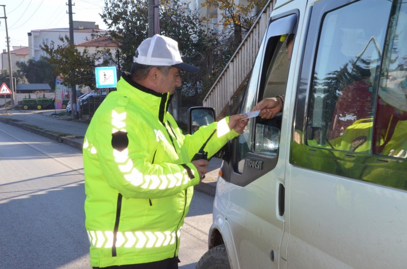 Bafra'da Kış Lastiği Uygulaması Denetimleri Başladı BAFRA55.NET