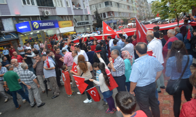 Bafra ülkü ocaklrı şehitler için yürüdü