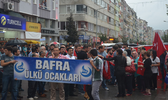 Bafra ülkü ocaklrı şehitler için yürüdü