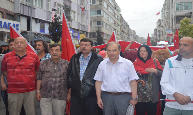 Bafra ülkü ocaklrı şehitler için yürüdü