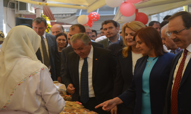 Kadın Emek Pazarı Dualar Eşliğinde Açıldı