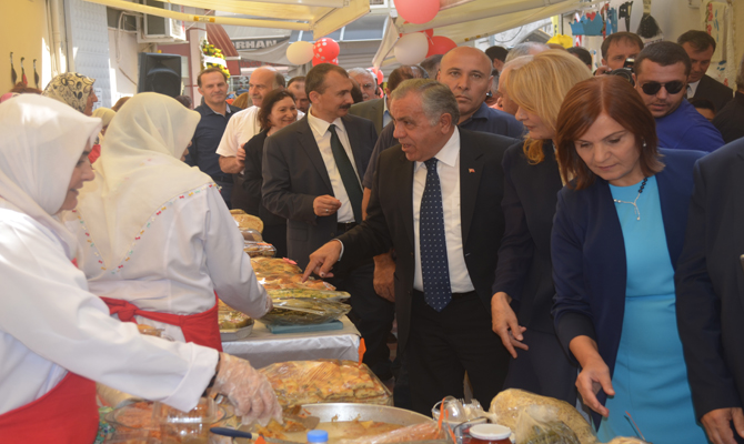 Kadın Emek Pazarı Dualar Eşliğinde Açıldı