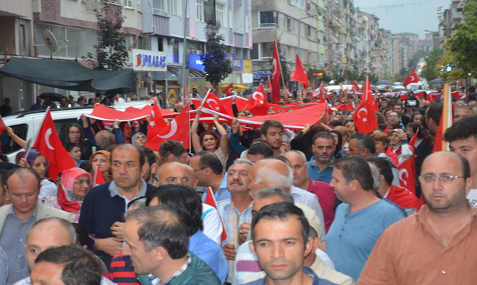 Bafra ülkü ocaklrı şehitler için yürüdü