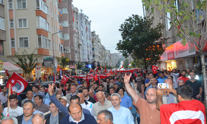 Bafra ülkü ocaklrı şehitler için yürüdü