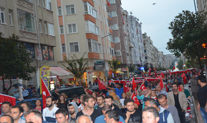 Bafra ülkü ocaklrı şehitler için yürüdü