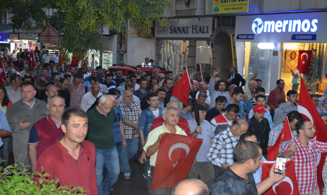 Bafra ülkü ocaklrı şehitler için yürüdü