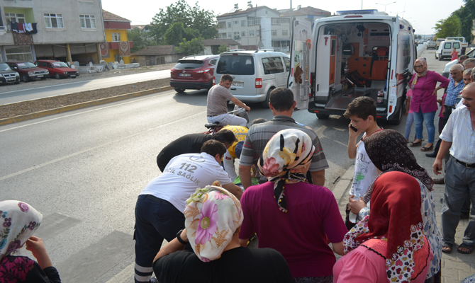 Bafrada 15 Yaşındaki Çocuğa Çarpıp Kaçtı