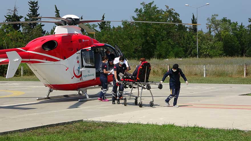 duserek-yaralanan-yasli-adama-ambulans-helikopter-yetisti-2.jpg