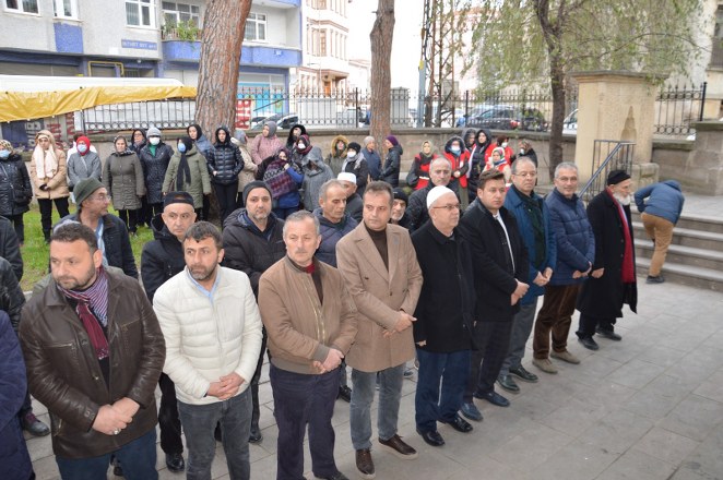 Bafra Kızılay başkanı Erhan Korkmaz 'ın eşi Harika Korkmaz ebediyete uğurlandı 