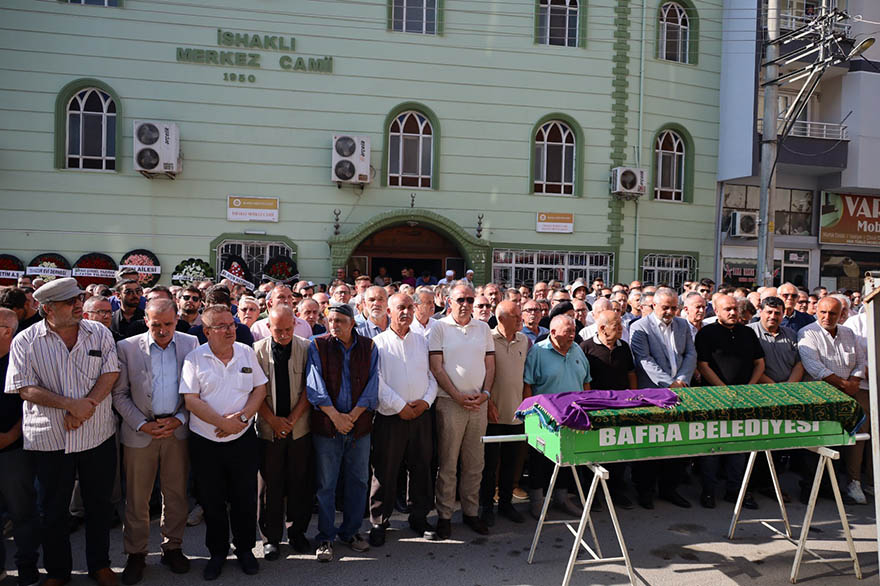 emekli-bafra-nufus-sefi-mualla-ozel-dualarla-defnedildi-3.jpg