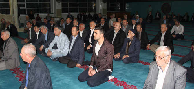 erhan-usta-mevlit-programina-katildi.JPG