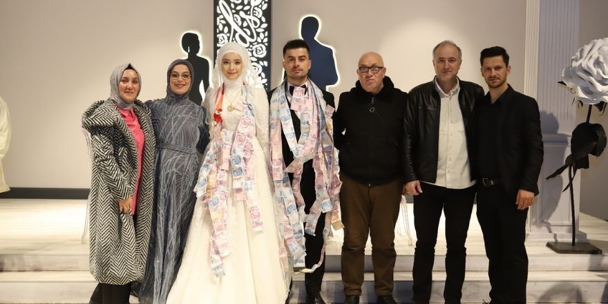 eslem-askin-degirmenci-mutluluk-dolu-yillara-yelken-actilar2.jpg