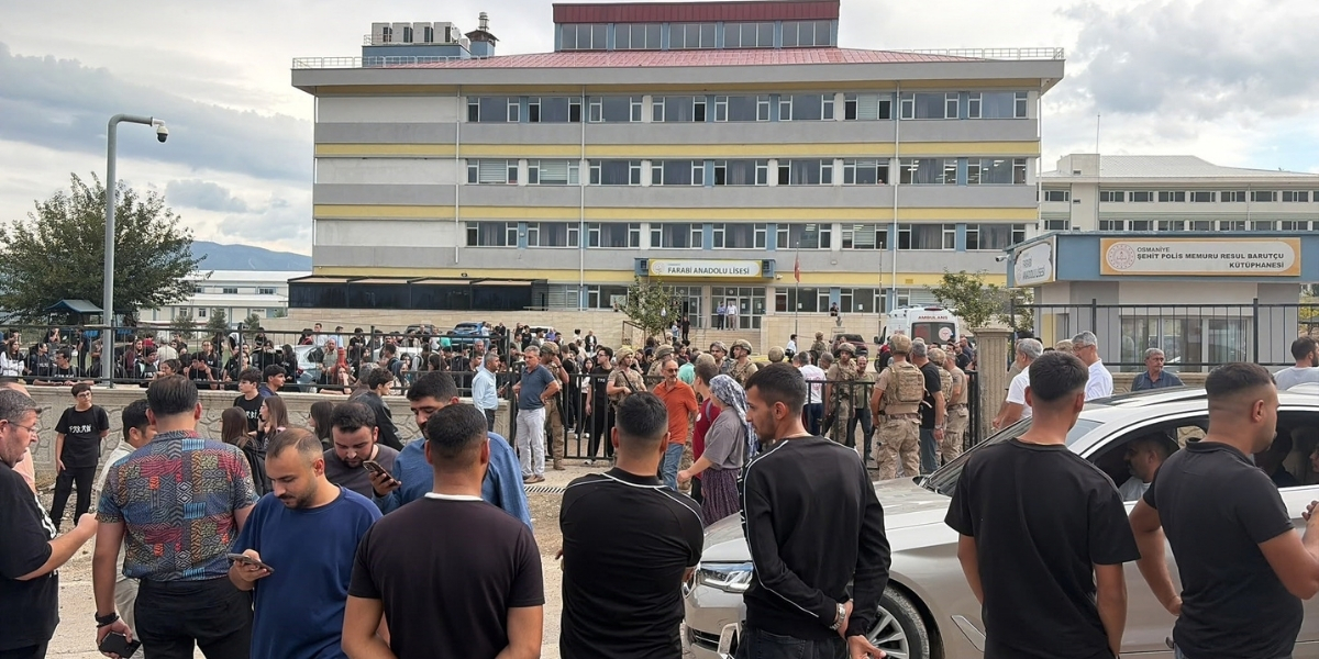 farabi-anadolu-lisesi-003.jpg