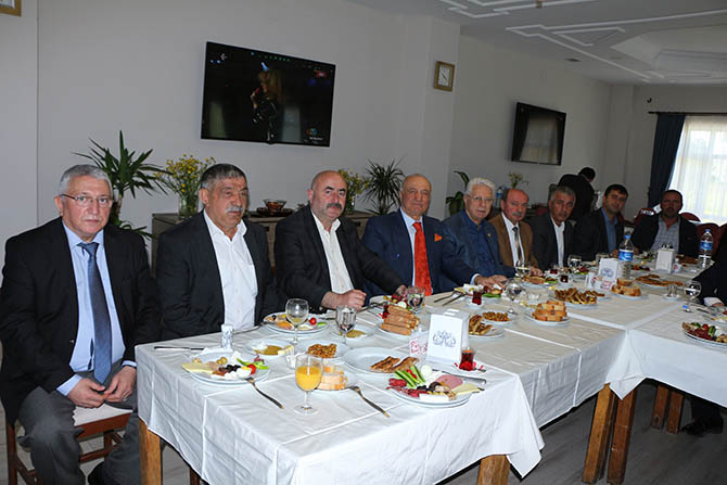 fevzi-apaydin-ahmet-akbasi-isaret-etti-5.jpg