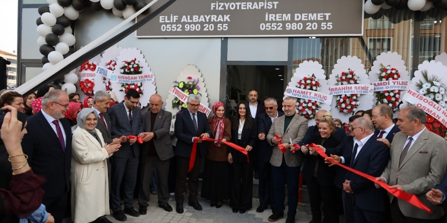 fizyoterapist-elif-albayrak-irem-demet-acildi-003.jpg