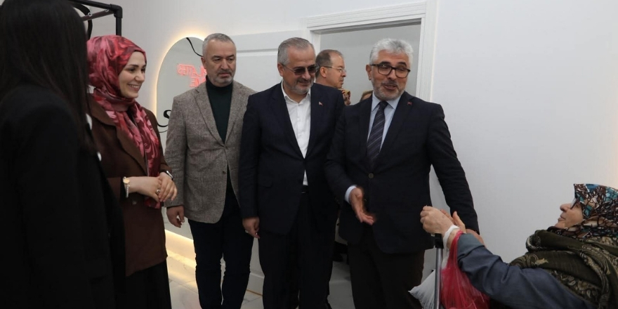 fizyoterapist-elif-albayrak-irem-demet-acildi-015.jpg