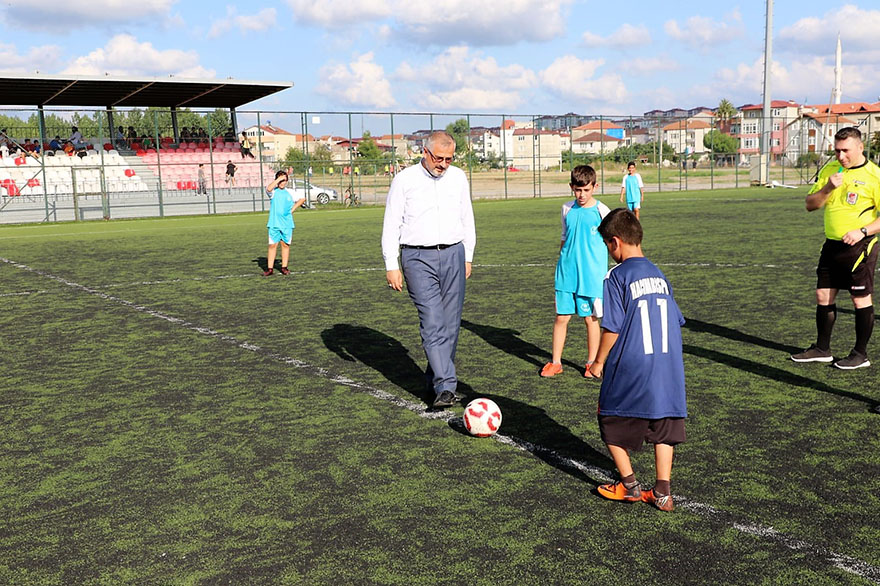 futbol-turnuvasi-1.jpg