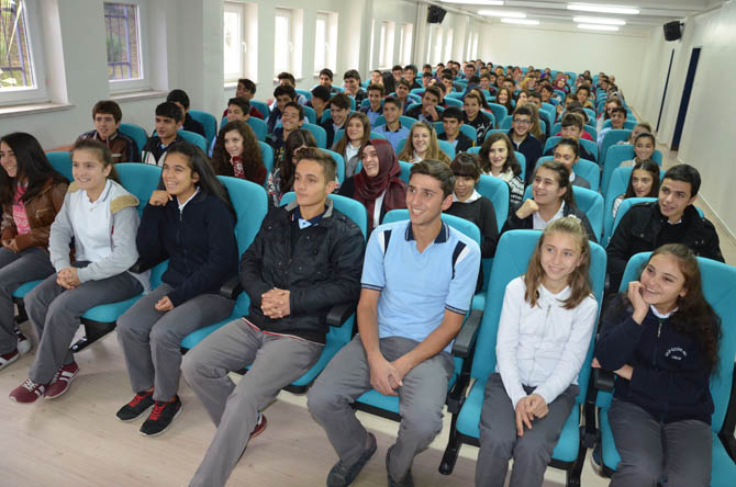 galip-ozturk-lisesi-001.JPG